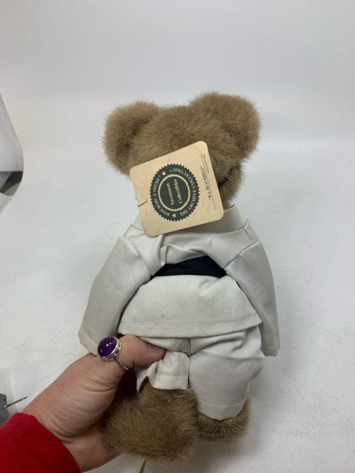 BROWN BOYS BEAR IN KARATE OUTFIT.