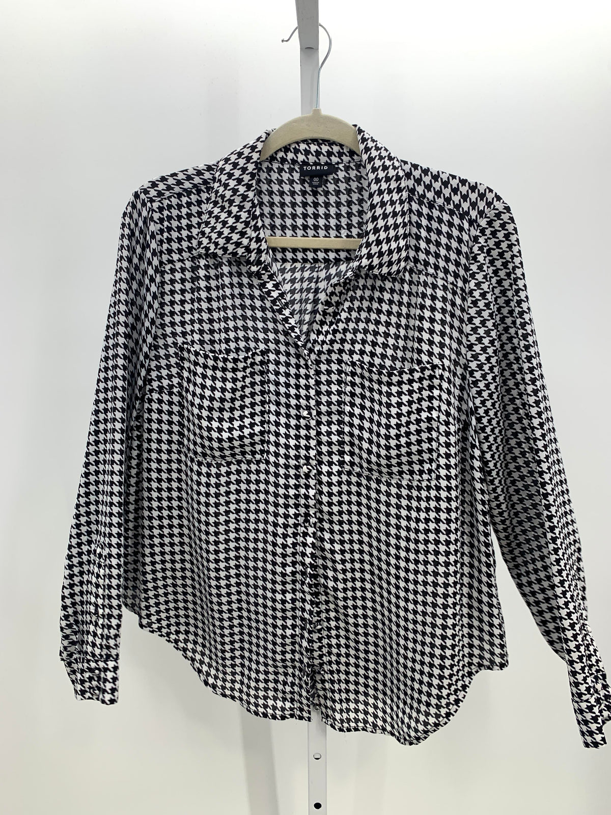Torrid Size 0X Womens Long Sleeve Shirt
