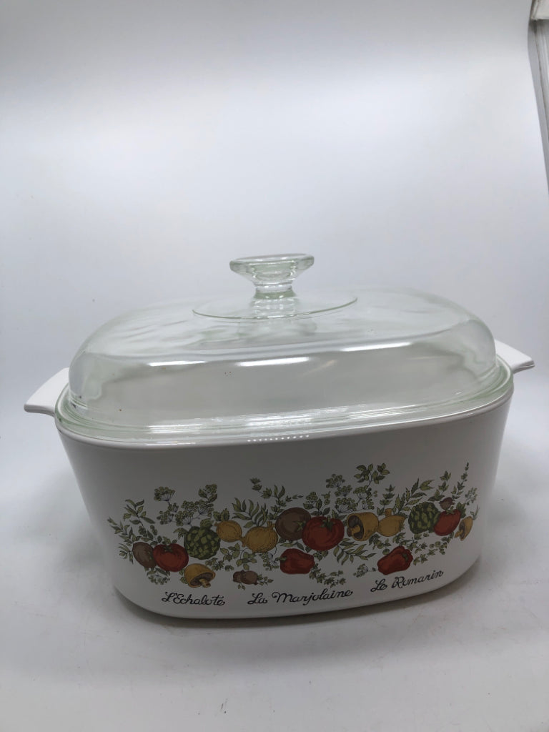 LARGE CASSEROLE DISH W/LID.
