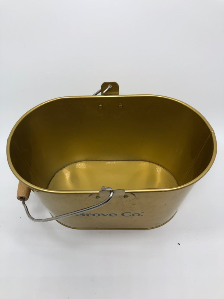 GROVE CO GOLD BUCKET W/METAL+WOOD HANDLE.
