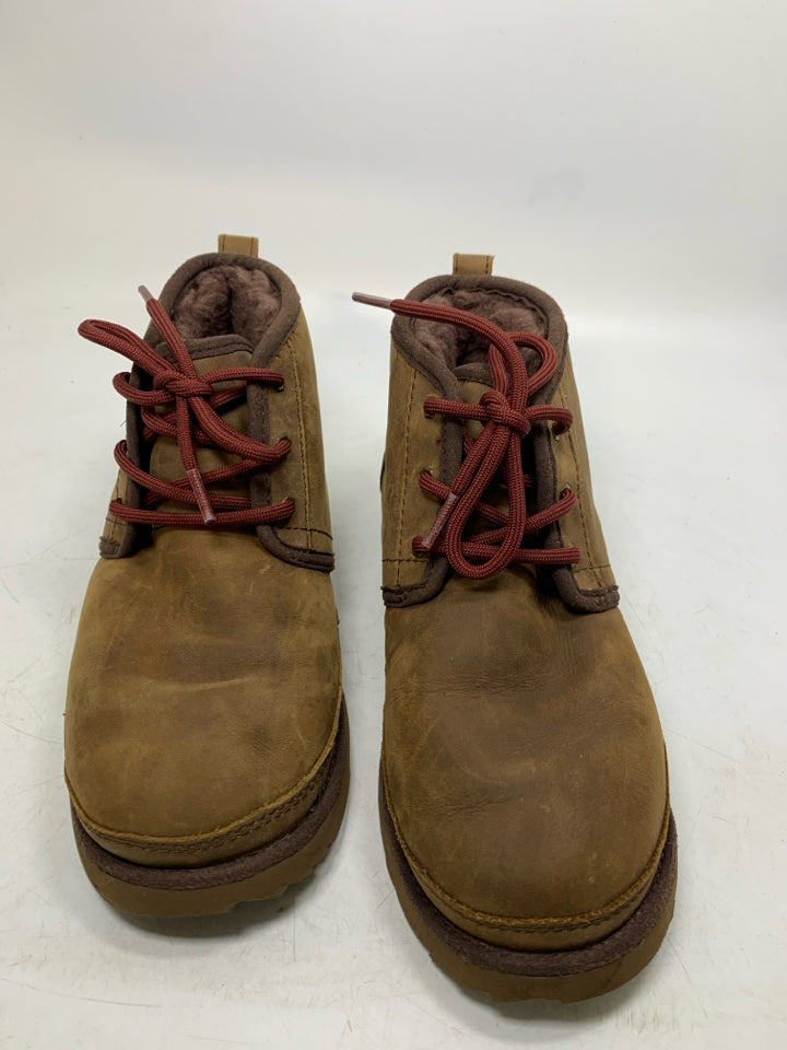 UGG Size 4 Boots