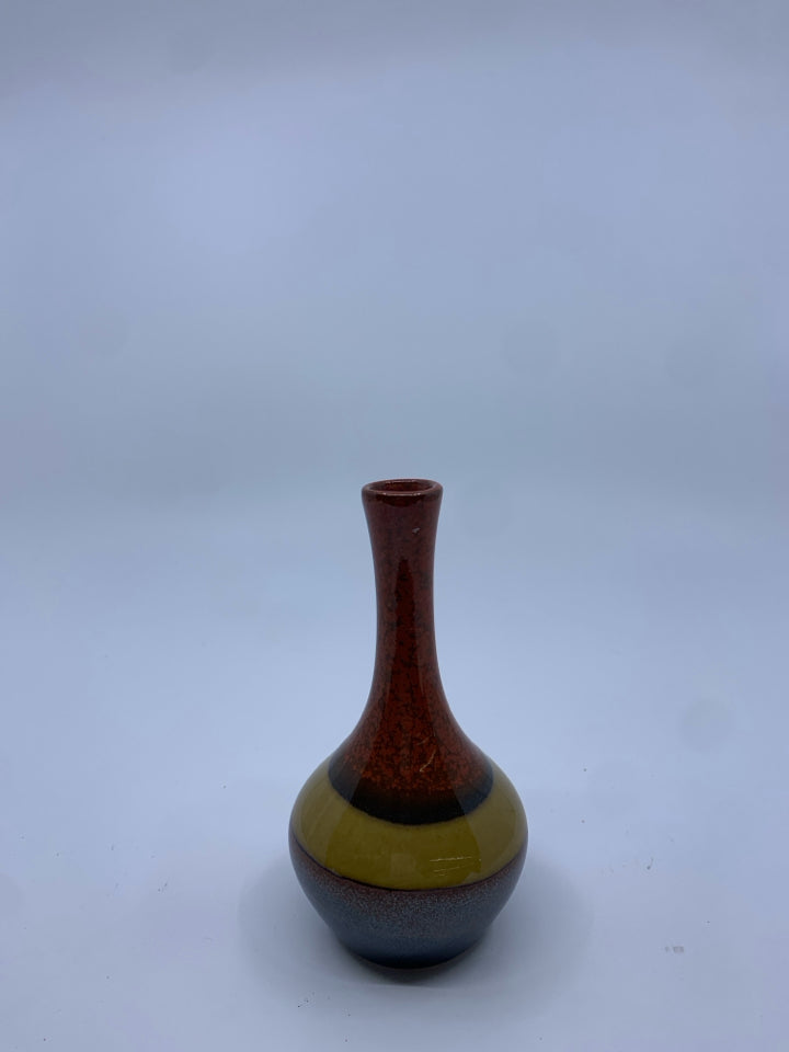 SMALL CERAMIC VASE- SILVER BOTTOM ORANGE+YELLOW STRIPED VASE.