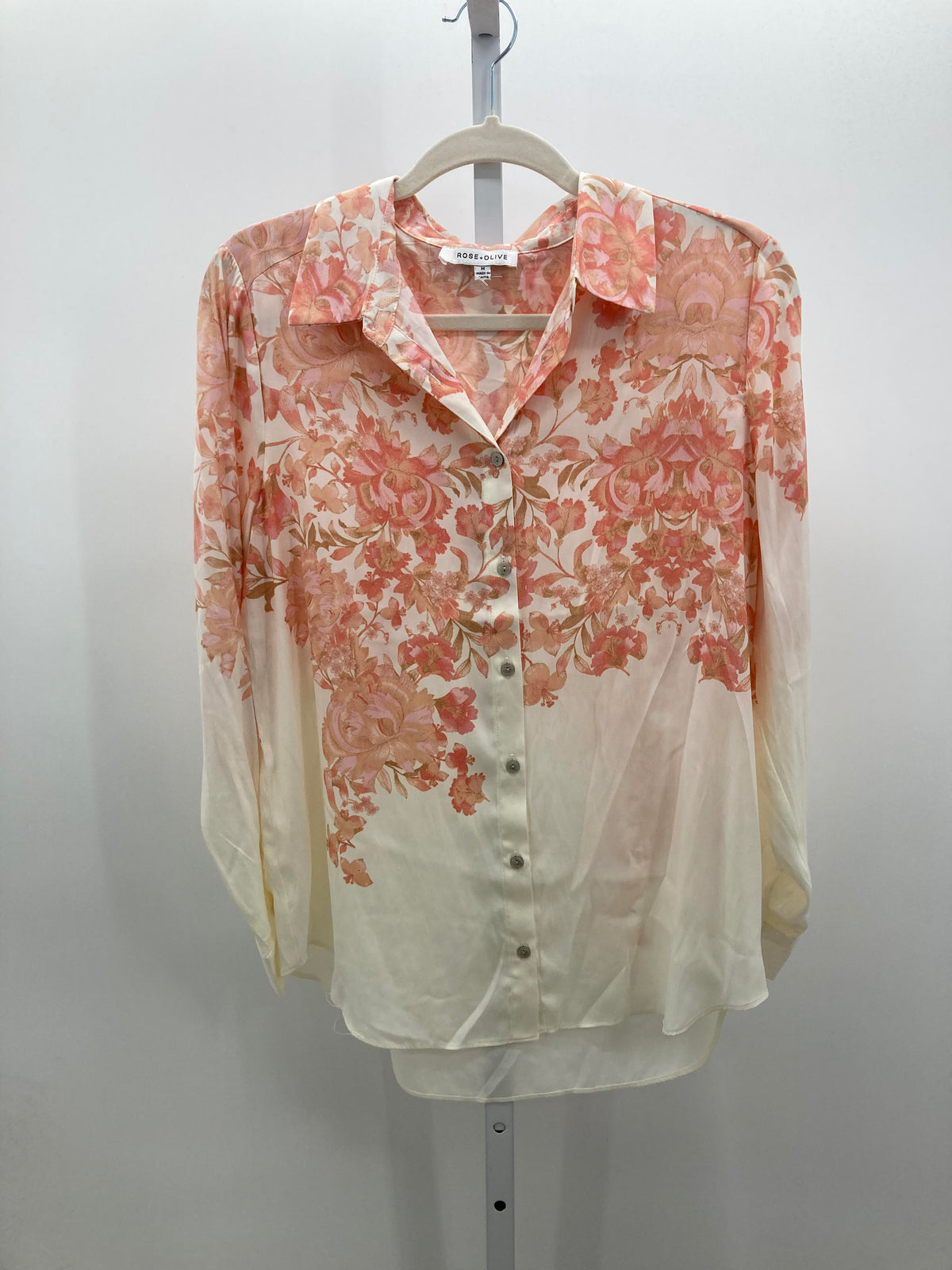 Rose & Olive Size Medium Misses Long Sleeve Shirt