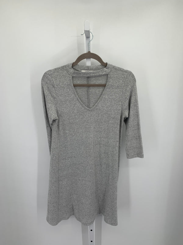 Size Medium Misses 3/4 Sleeve Dress