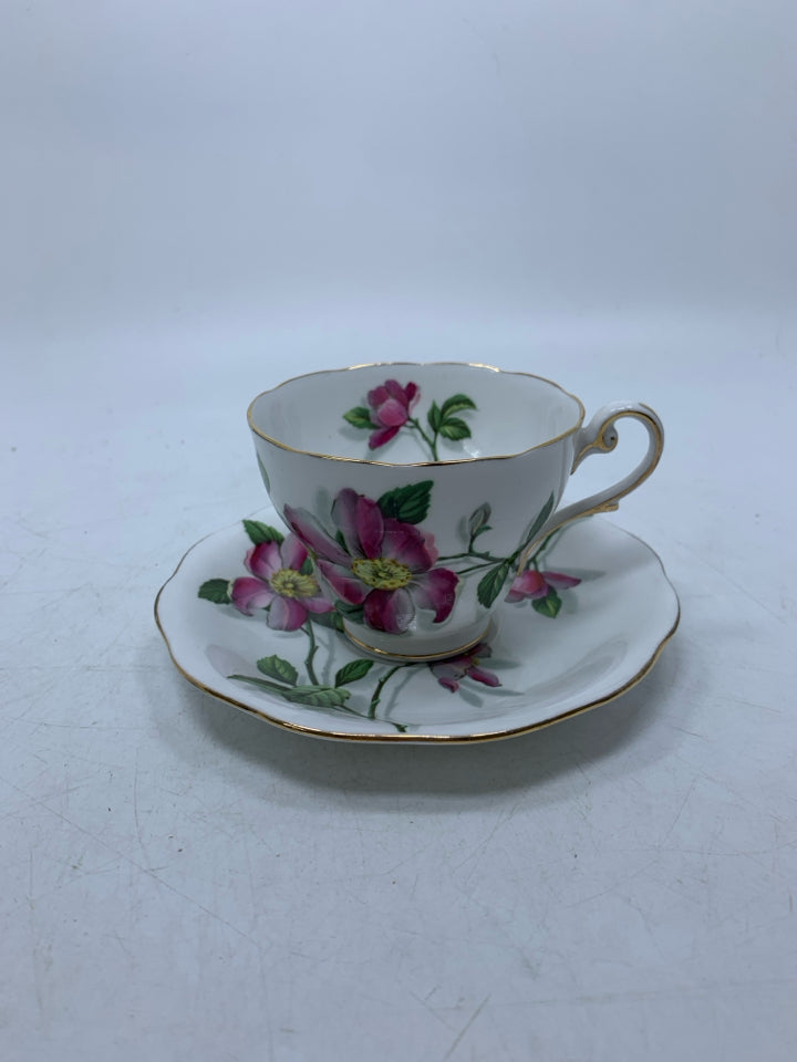 TWO TONED PINK FLOWERS TEACUP/SAUCER.