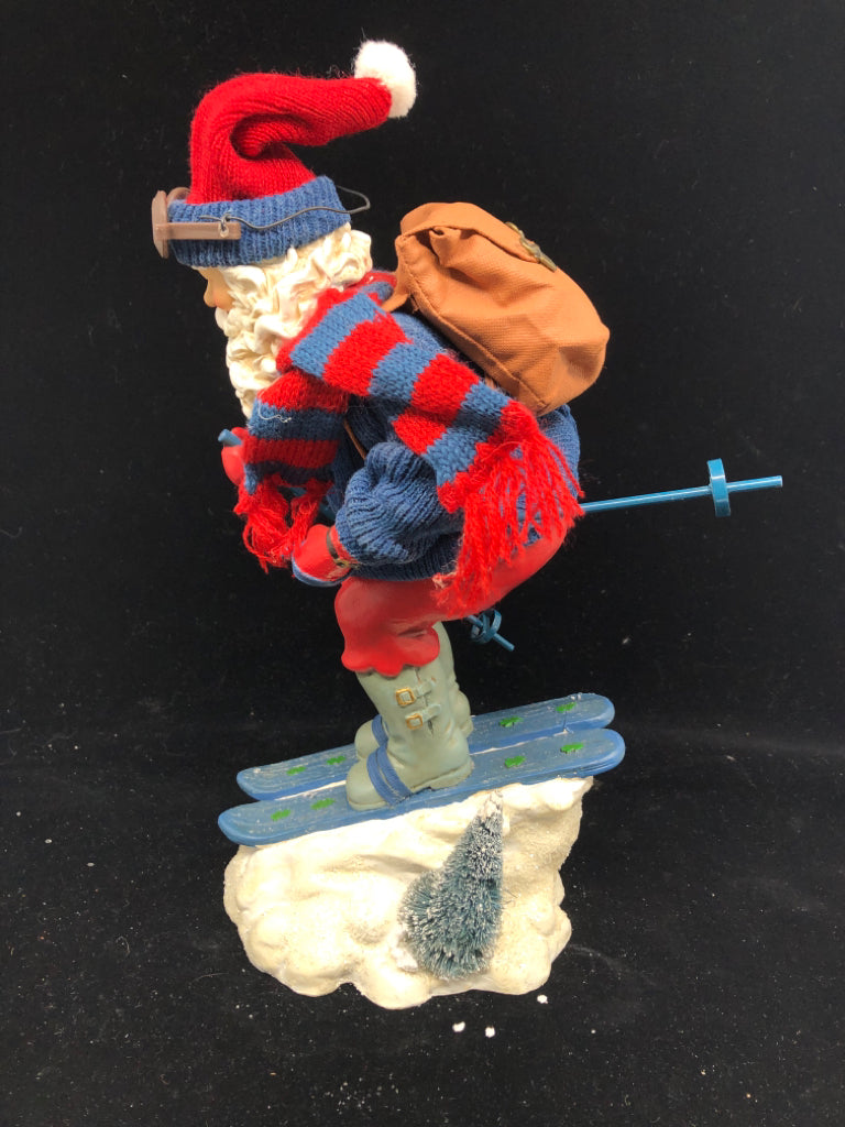 CLOTHTIQUE SKIING SANTA W BOX.