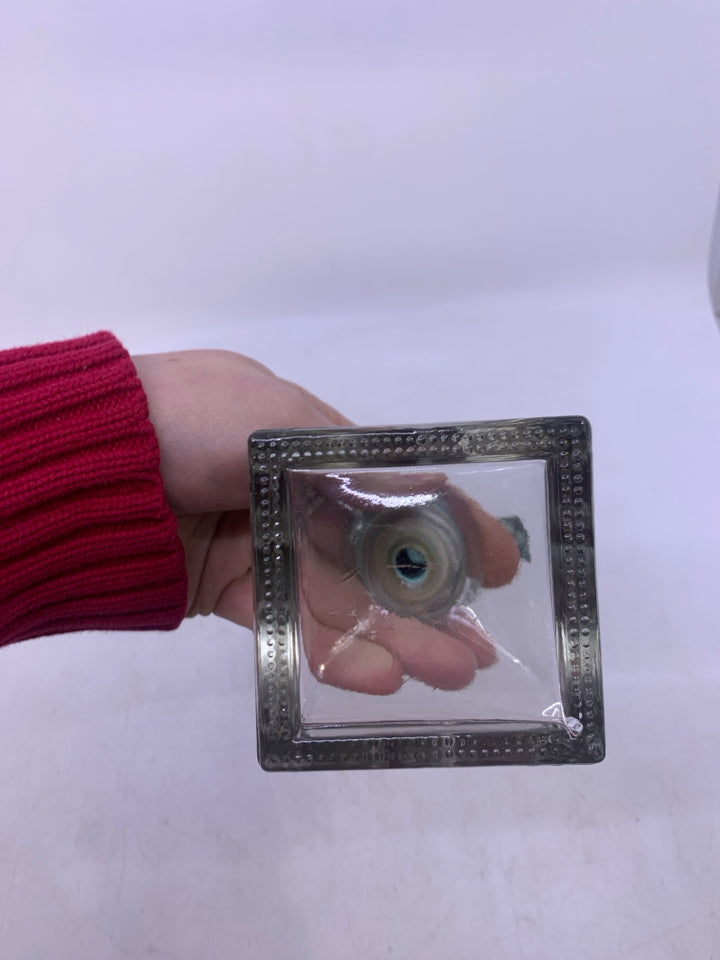 CLEAR GLASS BOTTOM W/ METAL BRANCH W/ BIRD.