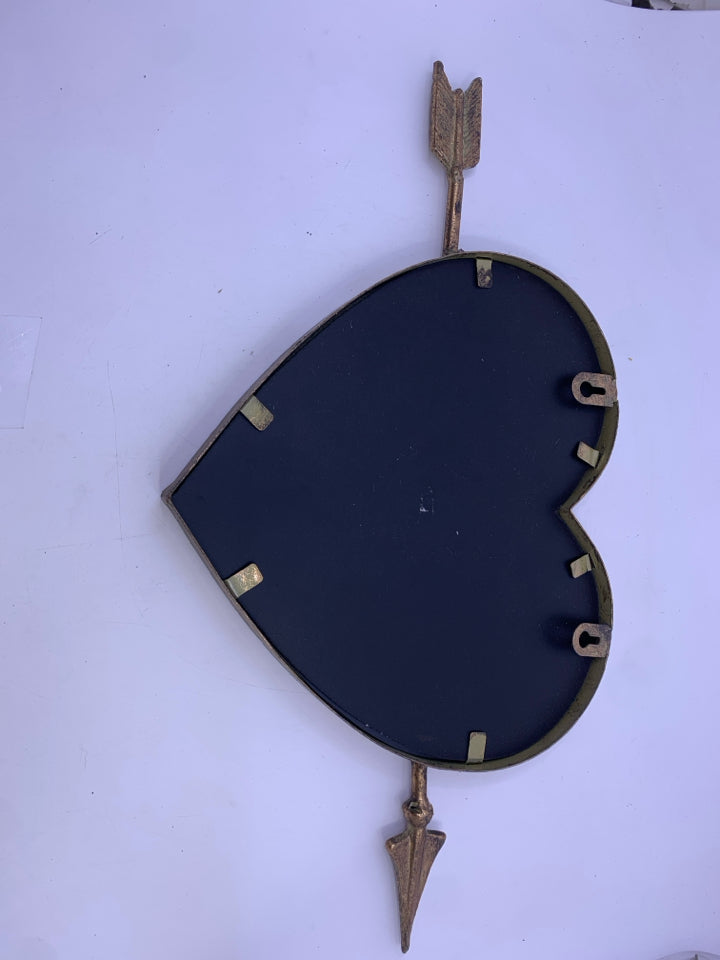 BRONZE HEART ARROW WALL MIRROR.