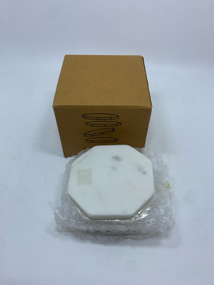 4 WHITE OCTAGON MARBLE COASTERS IN BOX.