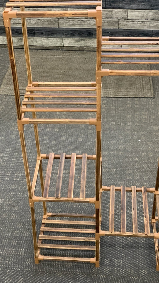 LT WOOD MULTI TIER PLANT STAND.