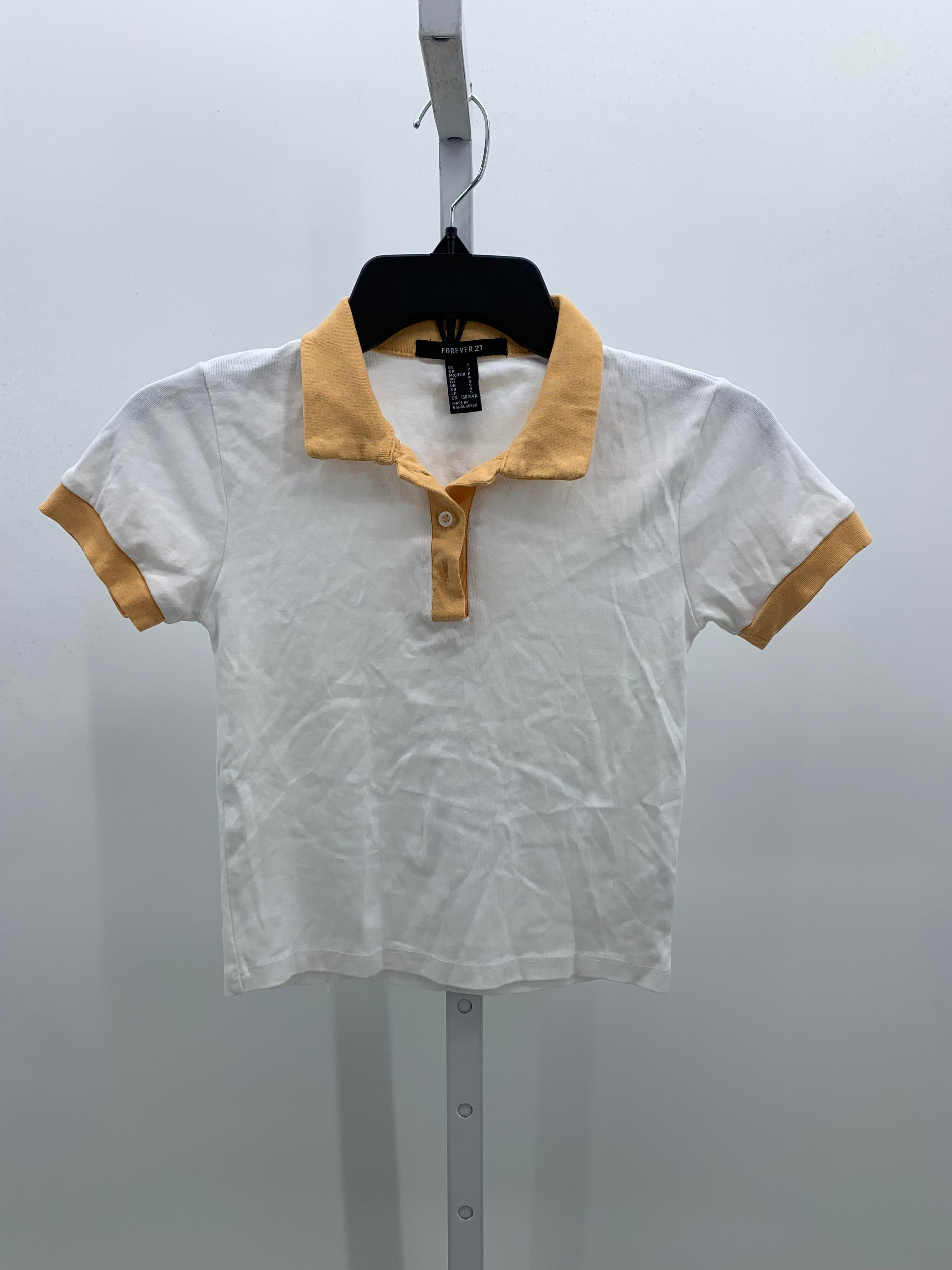Forever 21 Size Small Juniors Short Sleeve Shirt