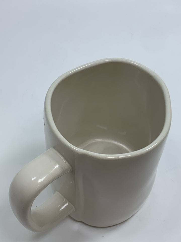 RAE DUNN BUENOS DIAS MUG.