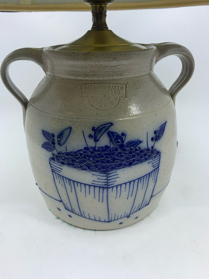 SALMON FALLS EMBOSSED BLUEBERRY CROCK BASKET LAMP W/ DARK BLUE SHADE.