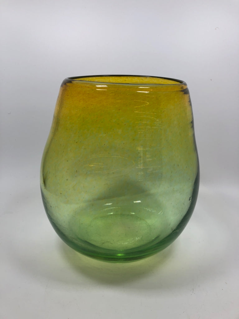 GREEN BLOWN GLASS VASE.