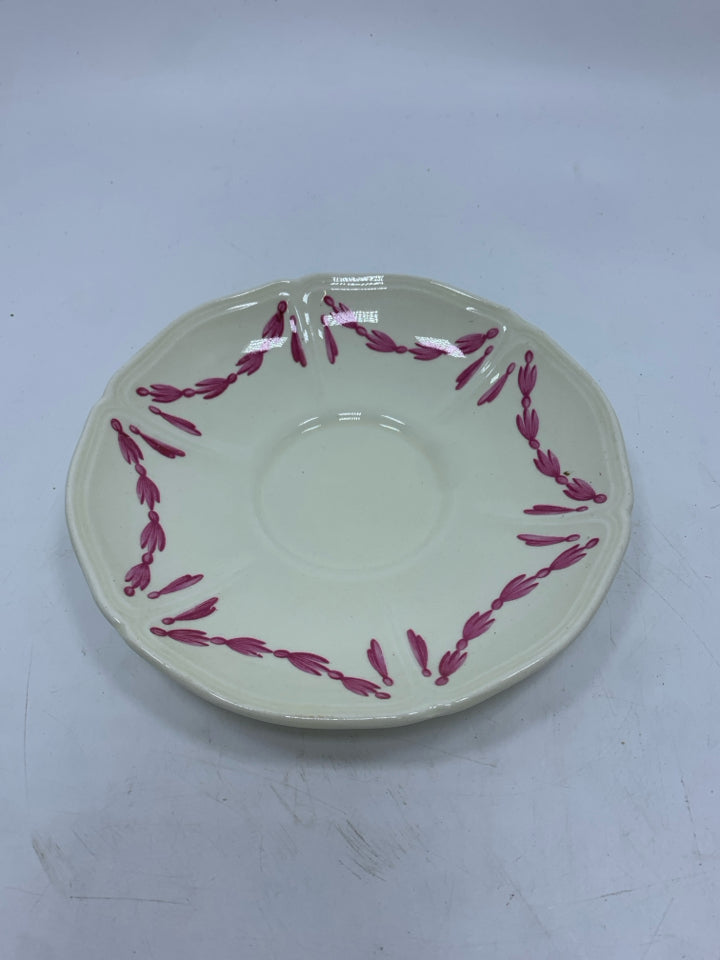 VTG WEDGWOOD HUSK PATTERN TEACUP/SAUCER.