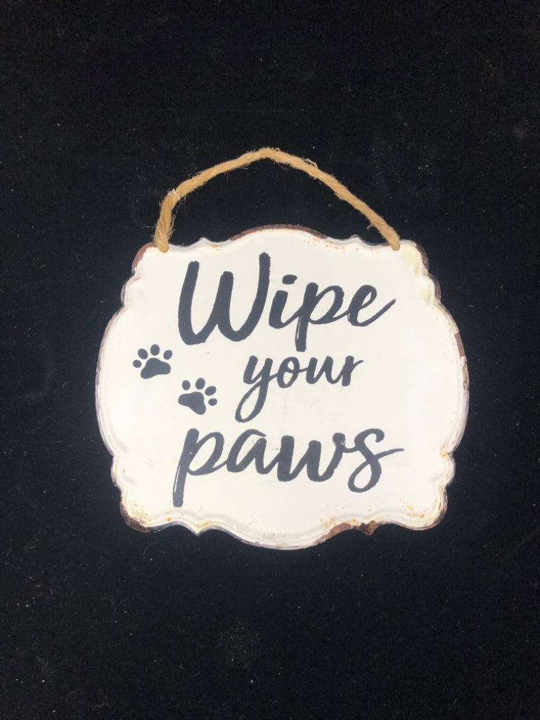 WIPE YOUR PAWS SIGN.