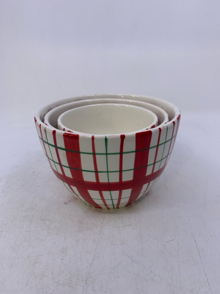 3 CERAMIC WHITE W/ GREEN,RED NESTING BOWLS.