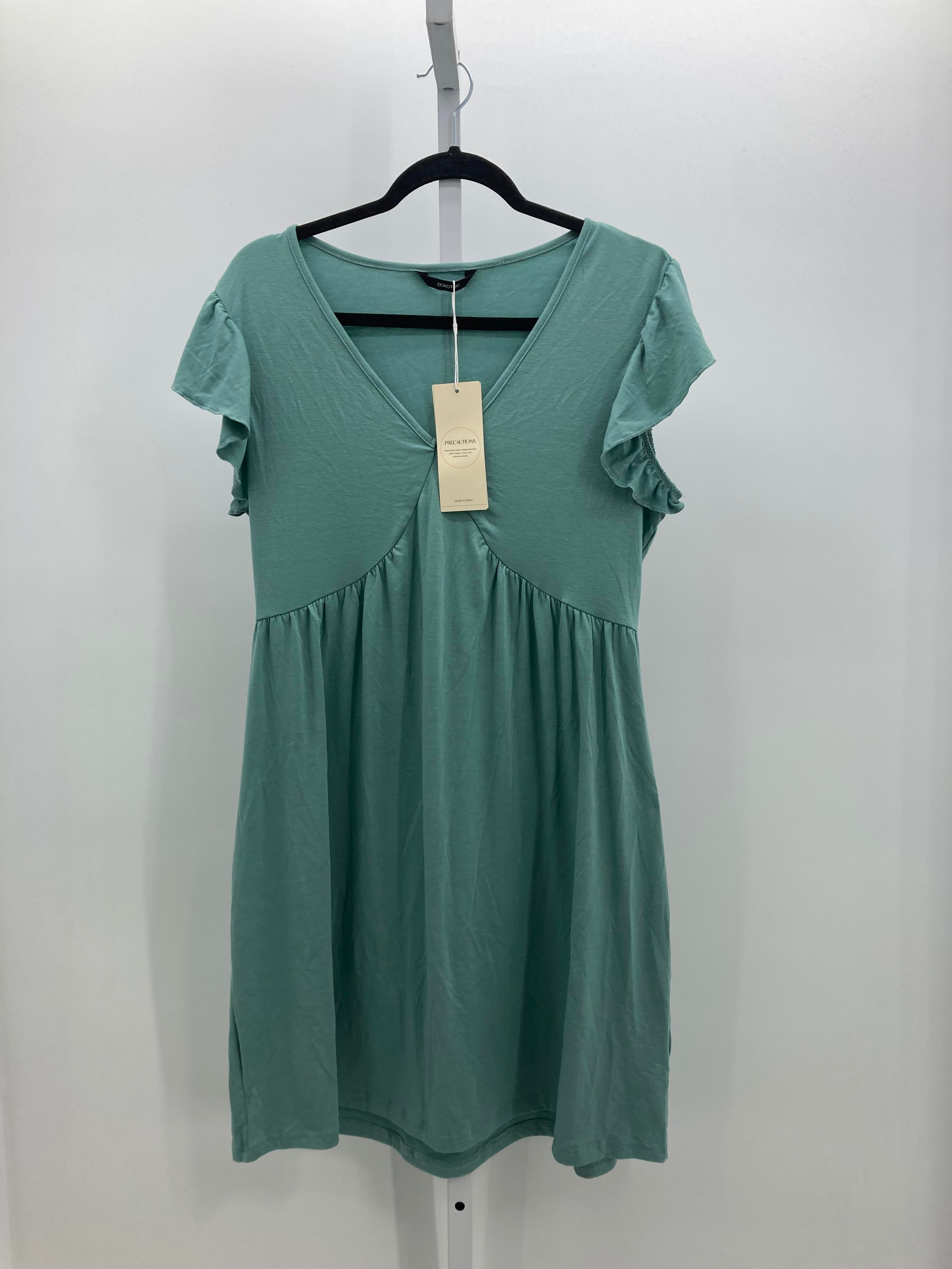 Size Large Misses Short Sleeve Dress