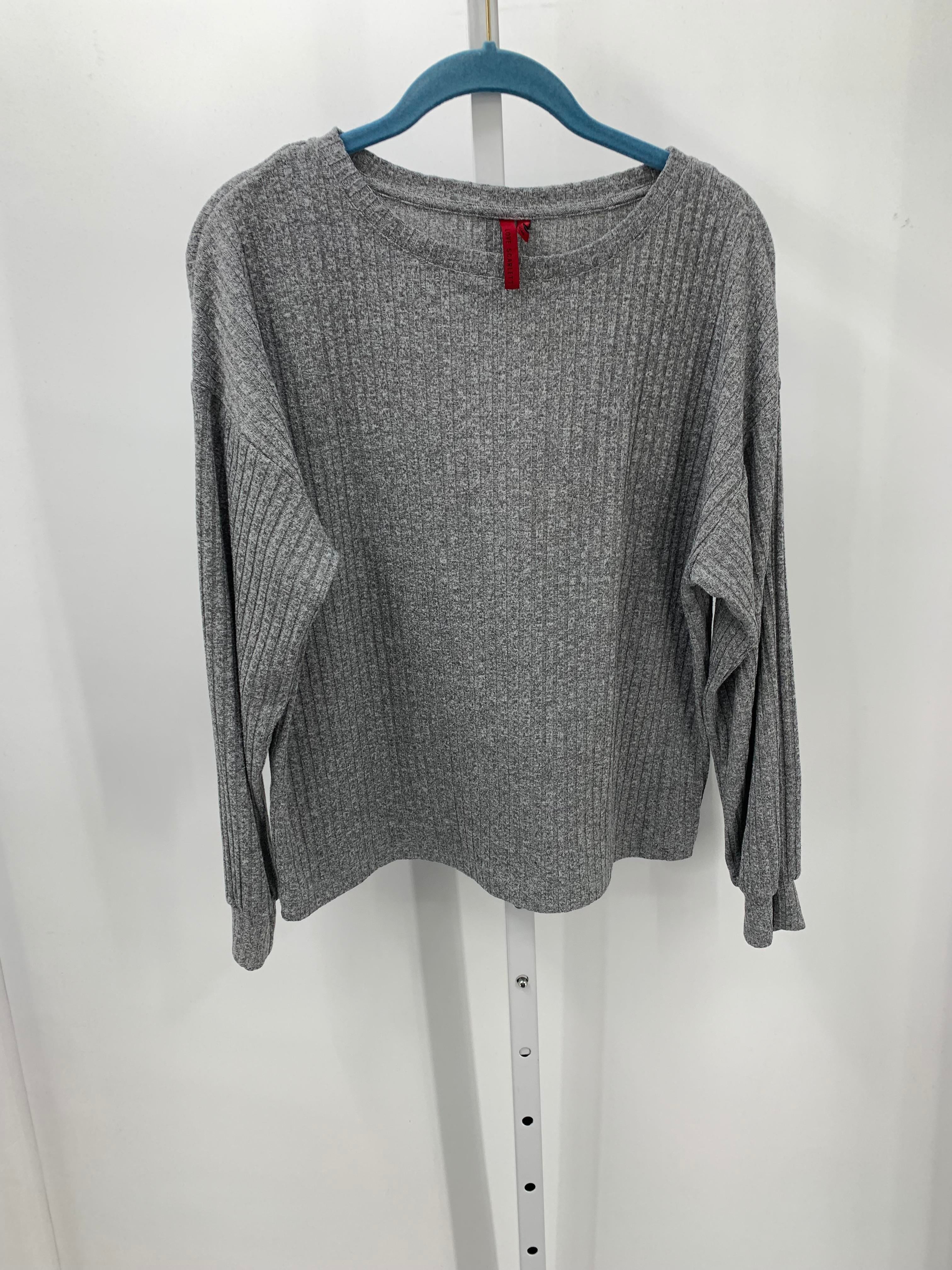 Love Scarlett Size Small Juniors Long Sleeve Sweater