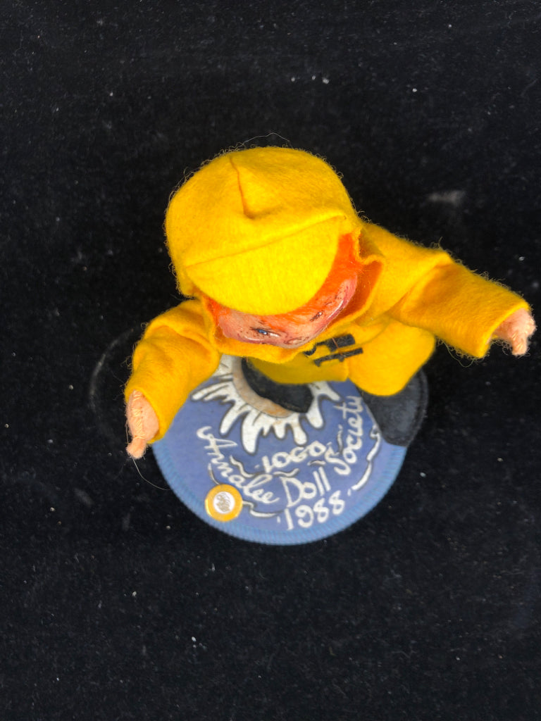 1988 ANNALEE DOLL SOCIETY LITTLE BOY IN RAIN JACKET.