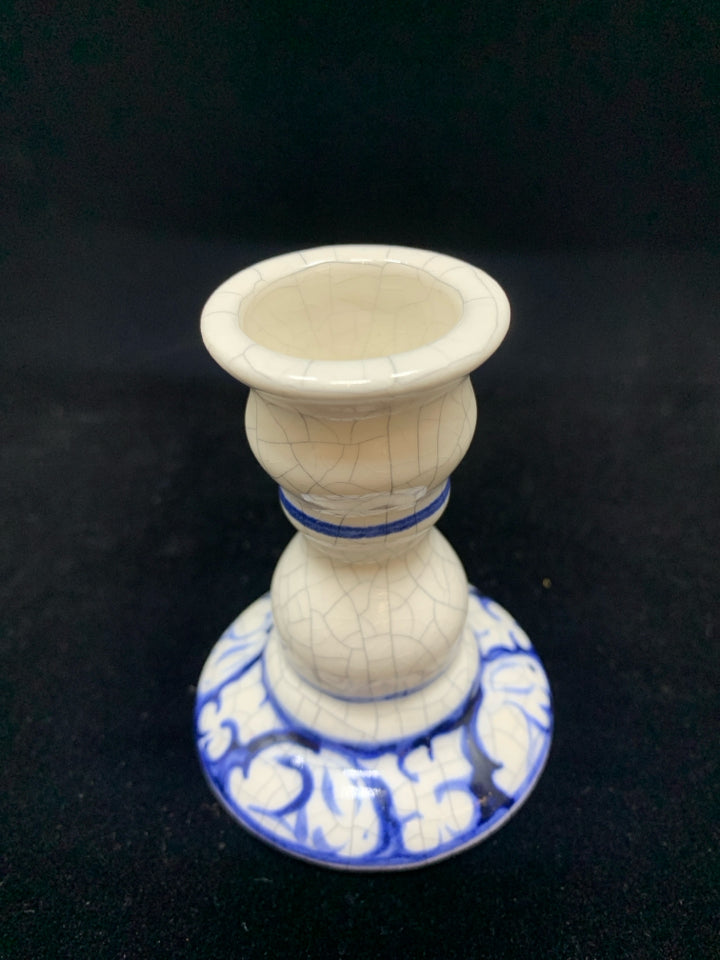 BLUE & WHITE CRACKLE POTTING SHED CANDLESTICK.