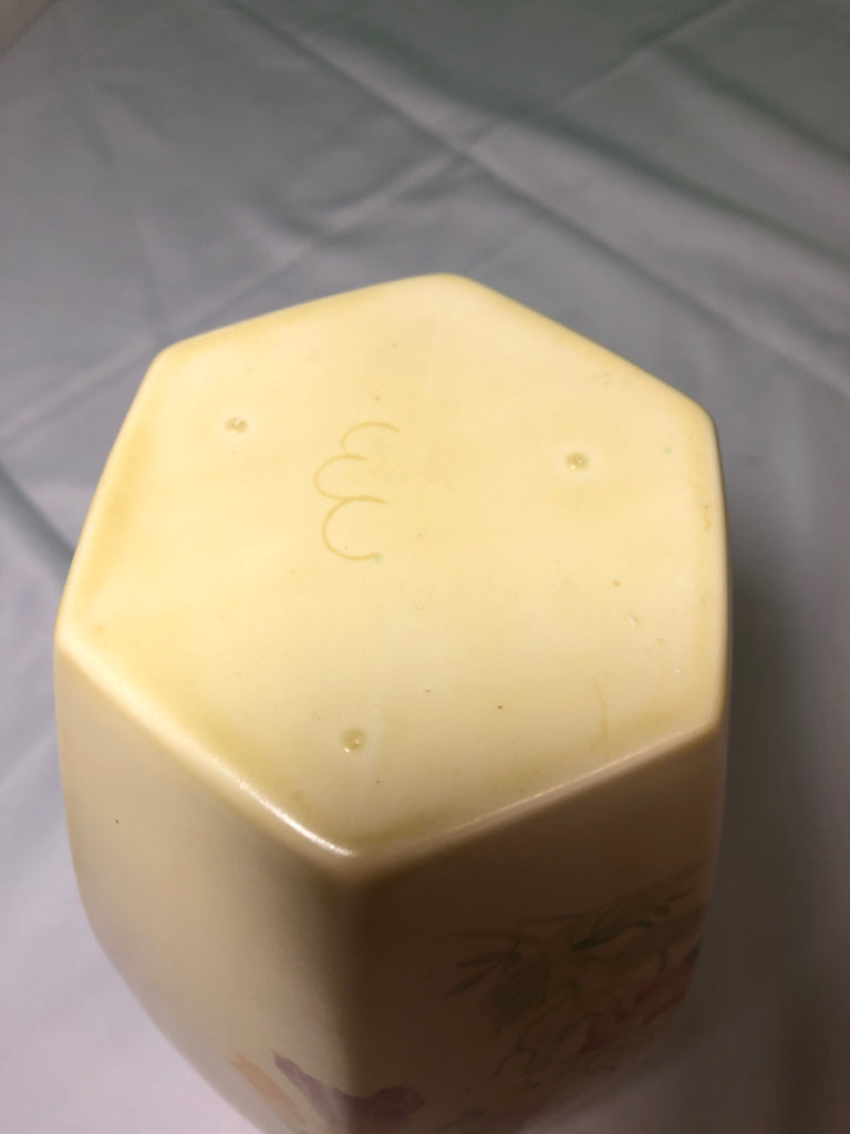 HANDMADE PALE YELLOW/PINK FLORAL GINGER JAR.