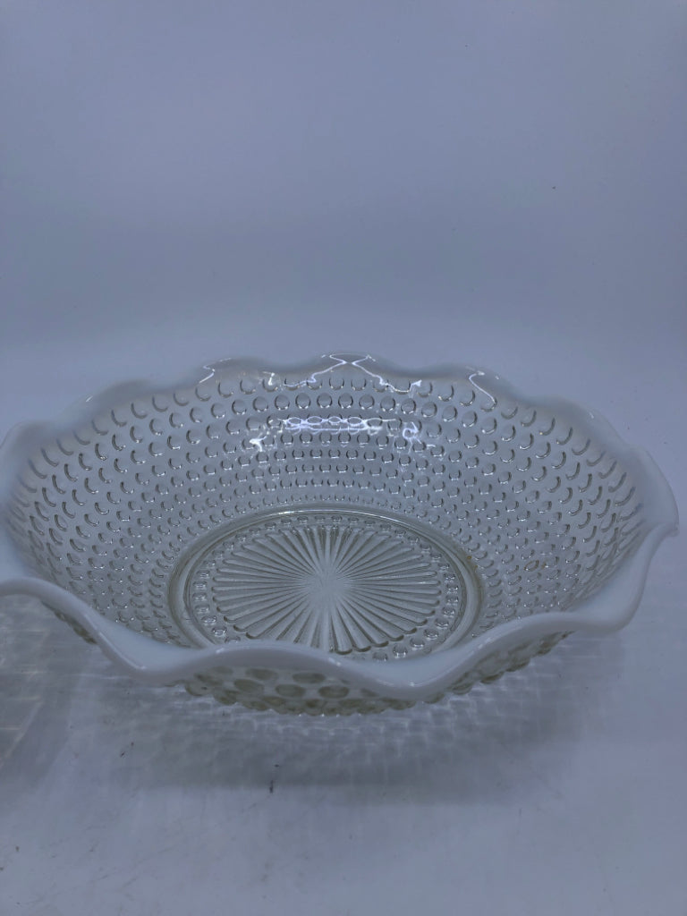 2 PC VTG HOBNAIL GLASS BOWL SET.