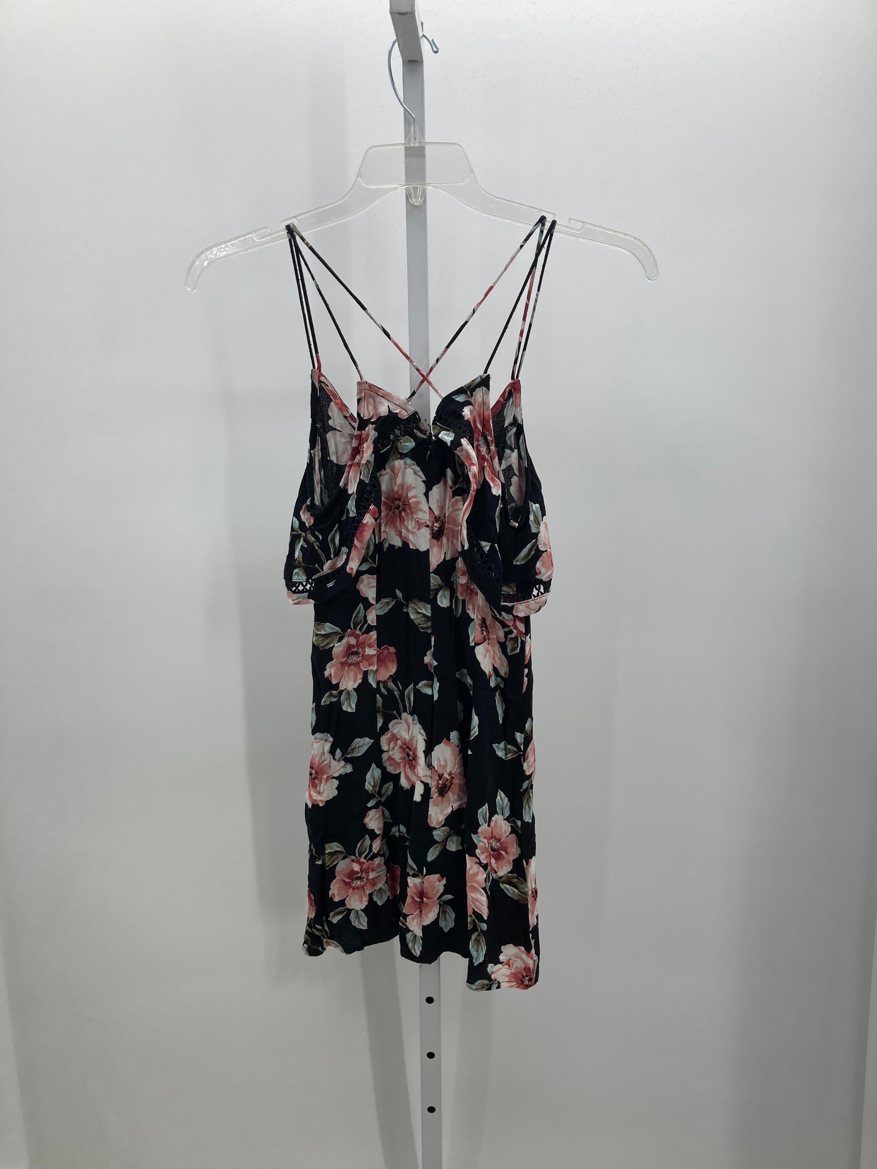 Kendall & Kylie Size Small Juniors Short Sleeve Dress