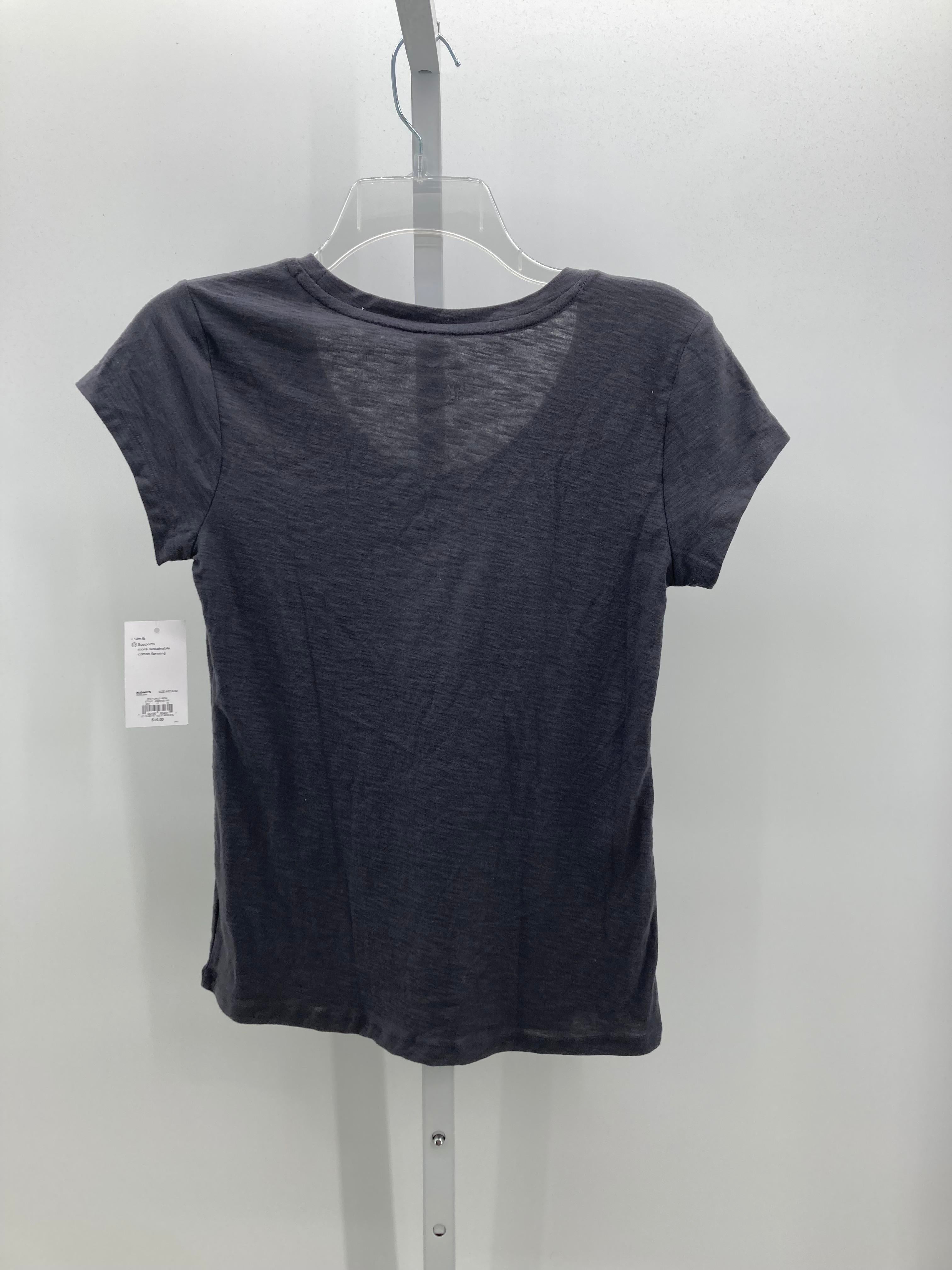 SO Size Medium Juniors Short Sleeve Shirt