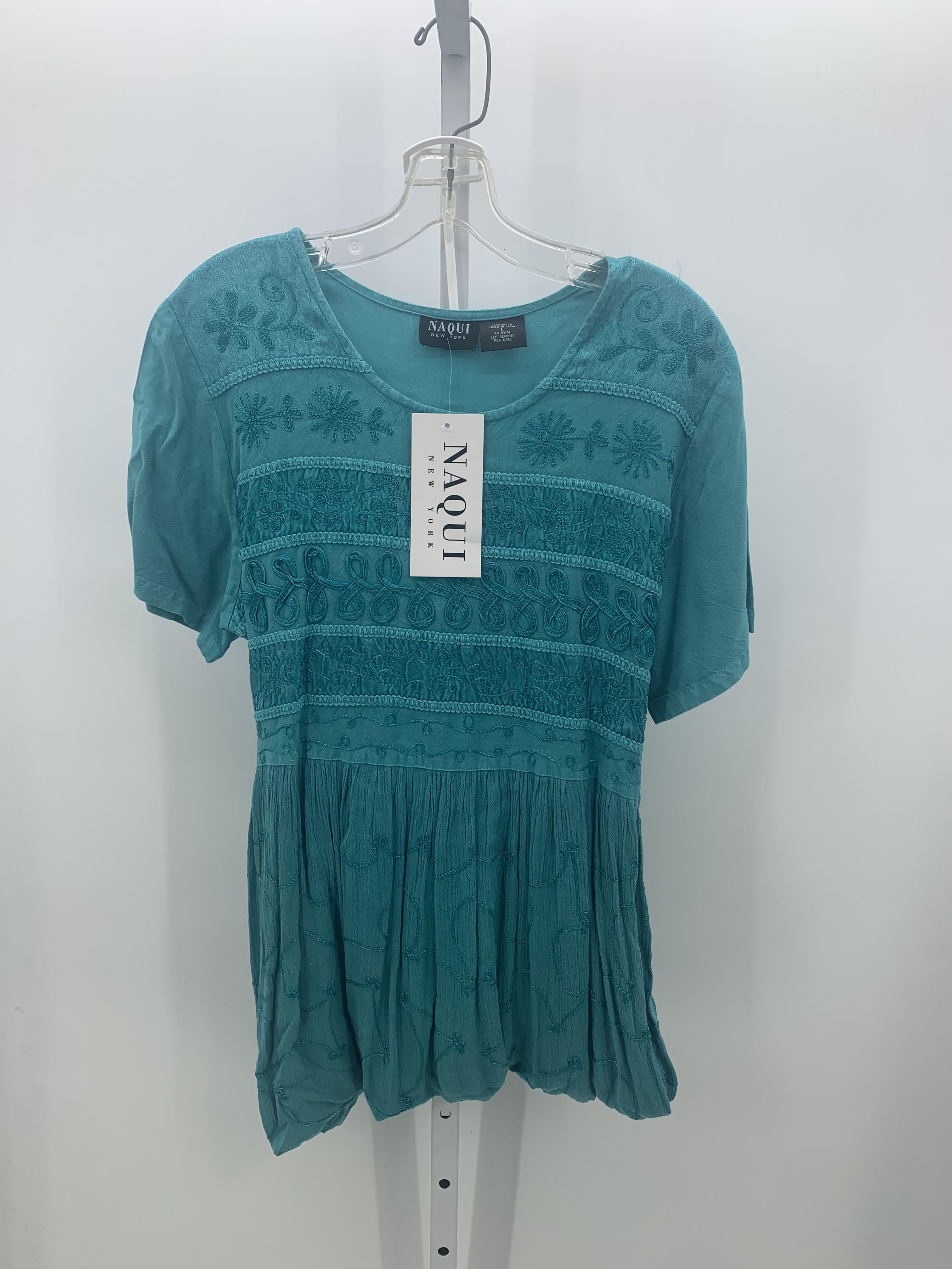 Size Large Misses Short Sleeve Dress