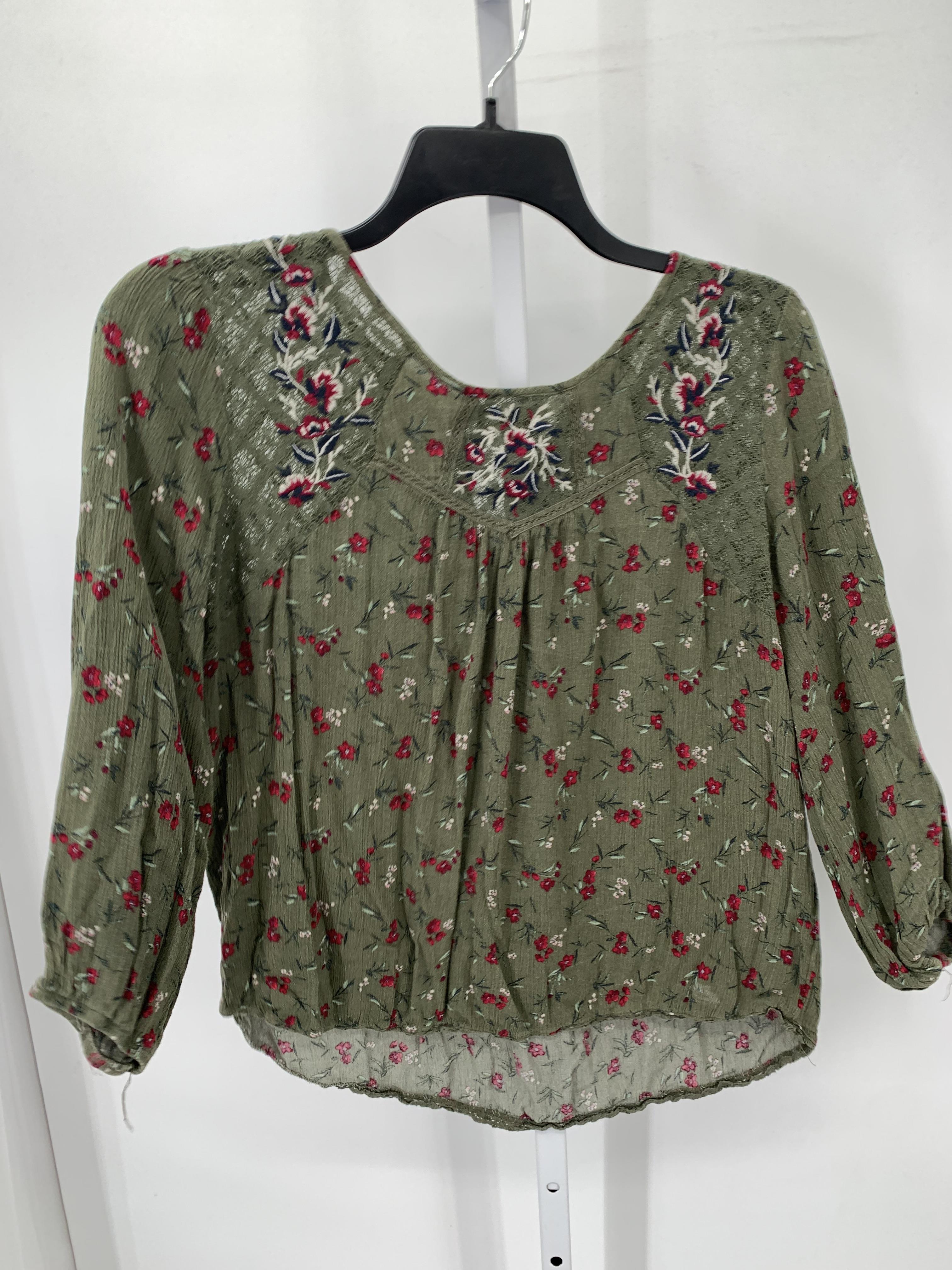Size Extra Large Juniors Long Sleeve Shirt