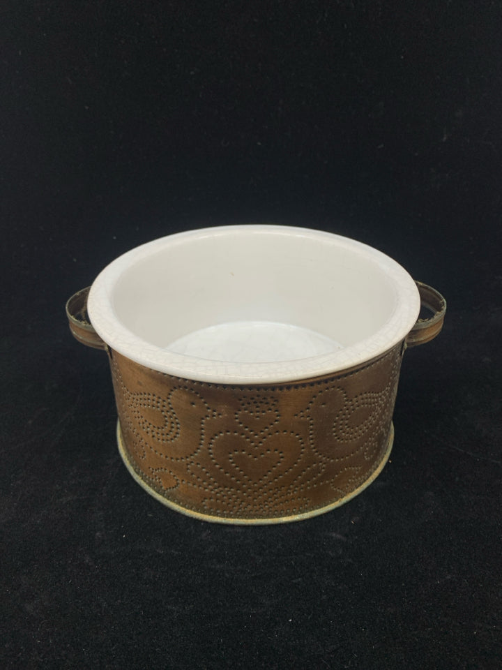 VTG PUNCHED TIN BIRDS & HEART HOLDER W/WHITE BOWL.