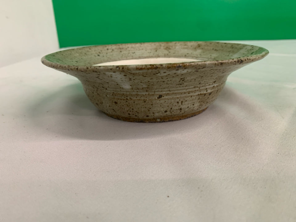 COW POTTERY BOWL.