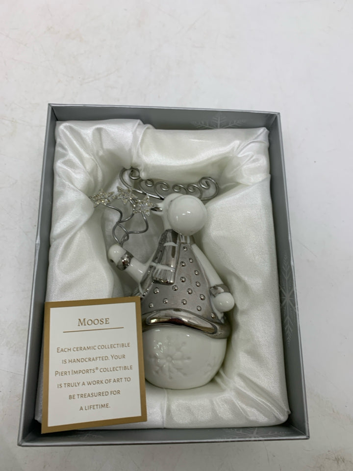 PIER 1 WHITE/SILVER MOOSE IN BOX.