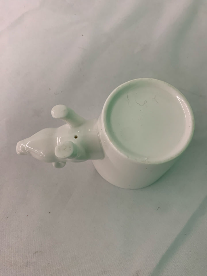 WHITE PIG PLANTER.