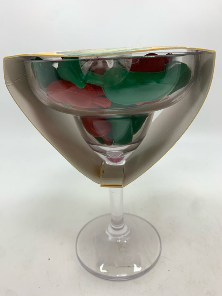 NWT PLASTIC MARGARITA GLASS W/REUSABLE ICE CUBES.