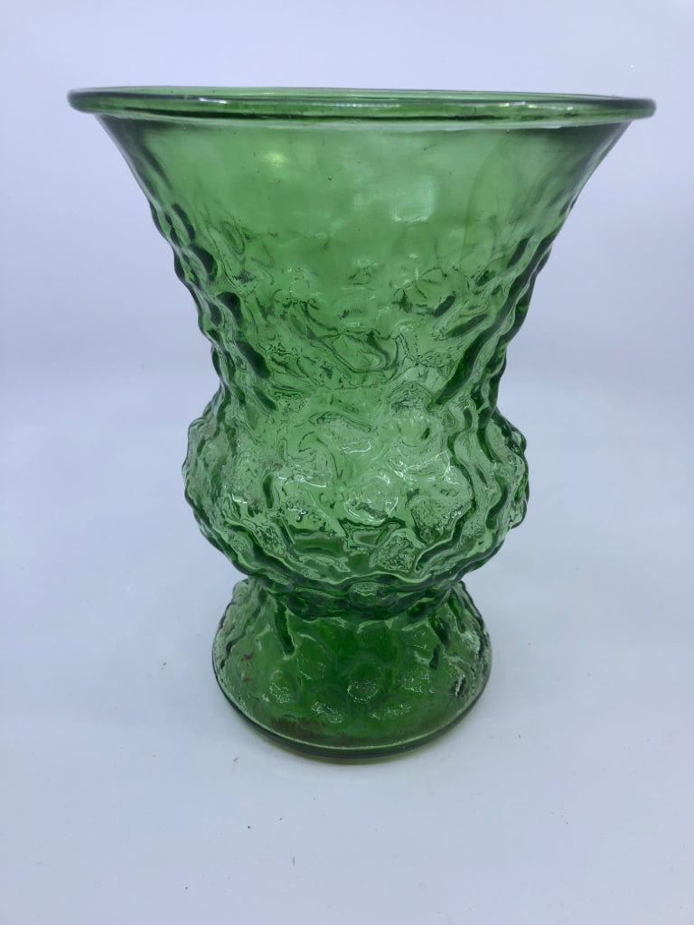 VTG LARGE TEXTURED GREEN GLASS VASE.
