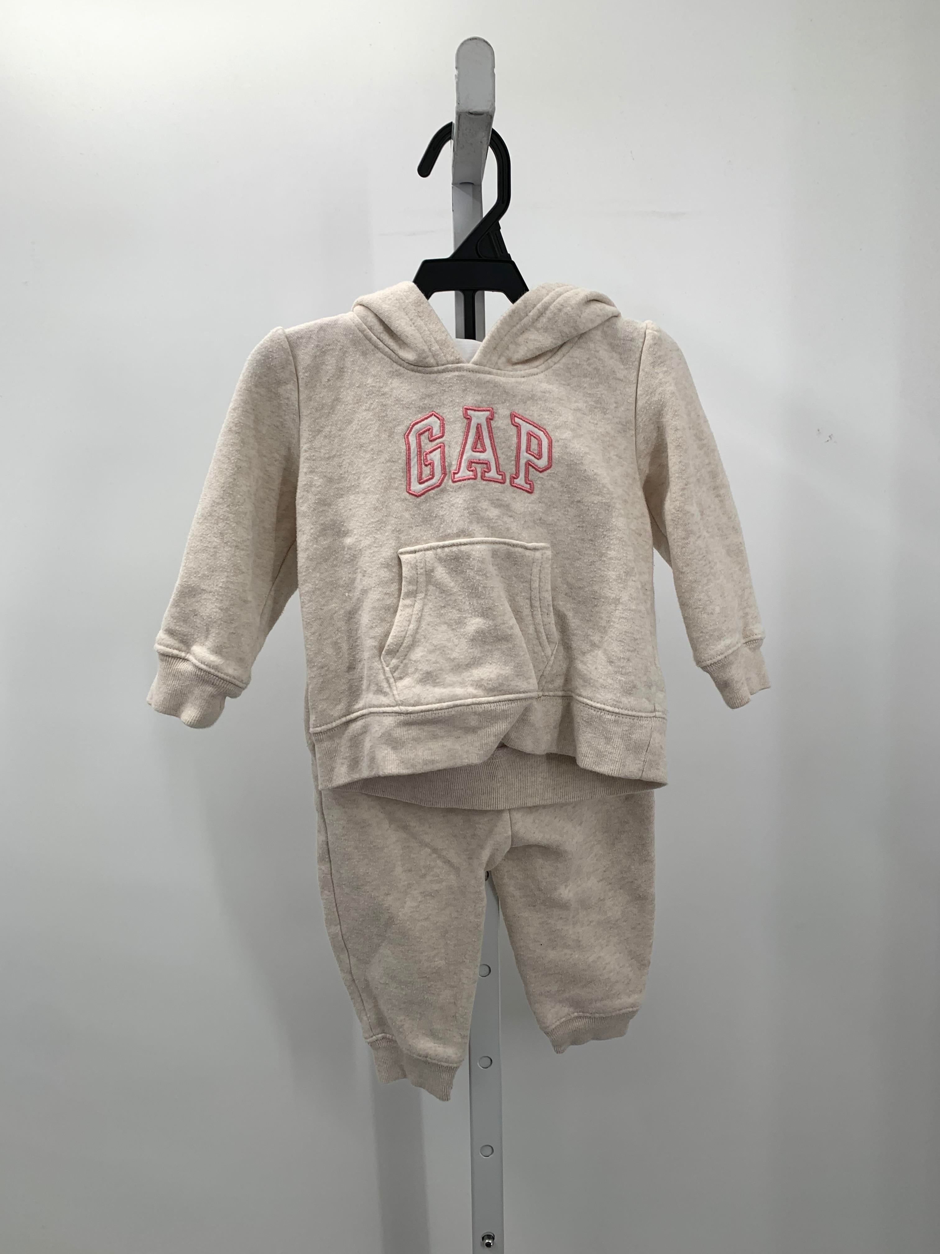 Baby Gap Size 12-18 Months Girls 2 Pieces