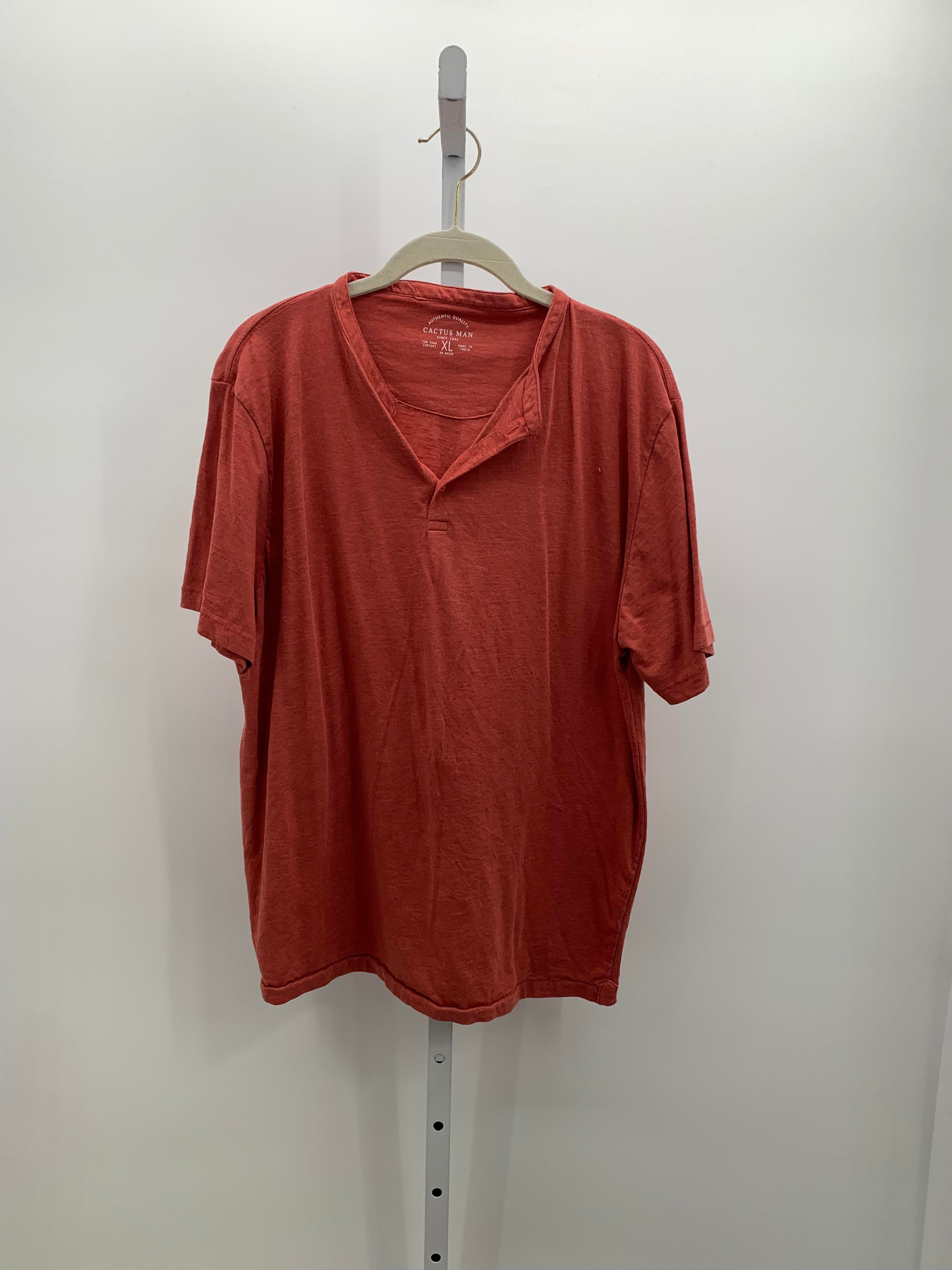 Size Extra Large Misses Short Sleeve Shirt