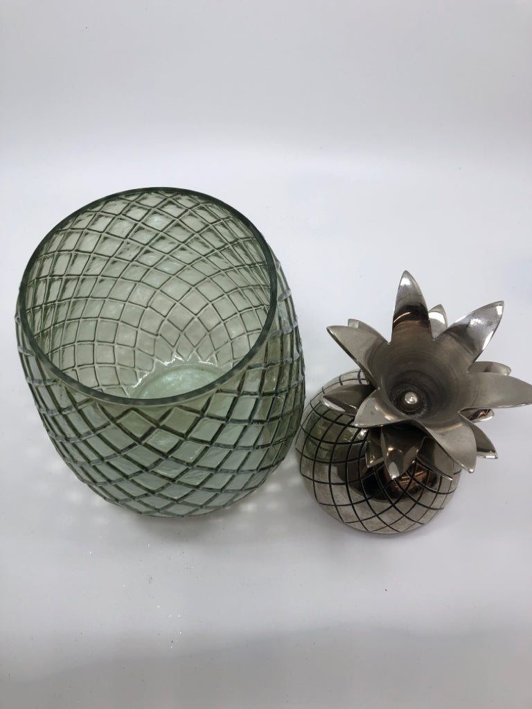 GLASS PINEAPPLE JAR W/SILVER LID.