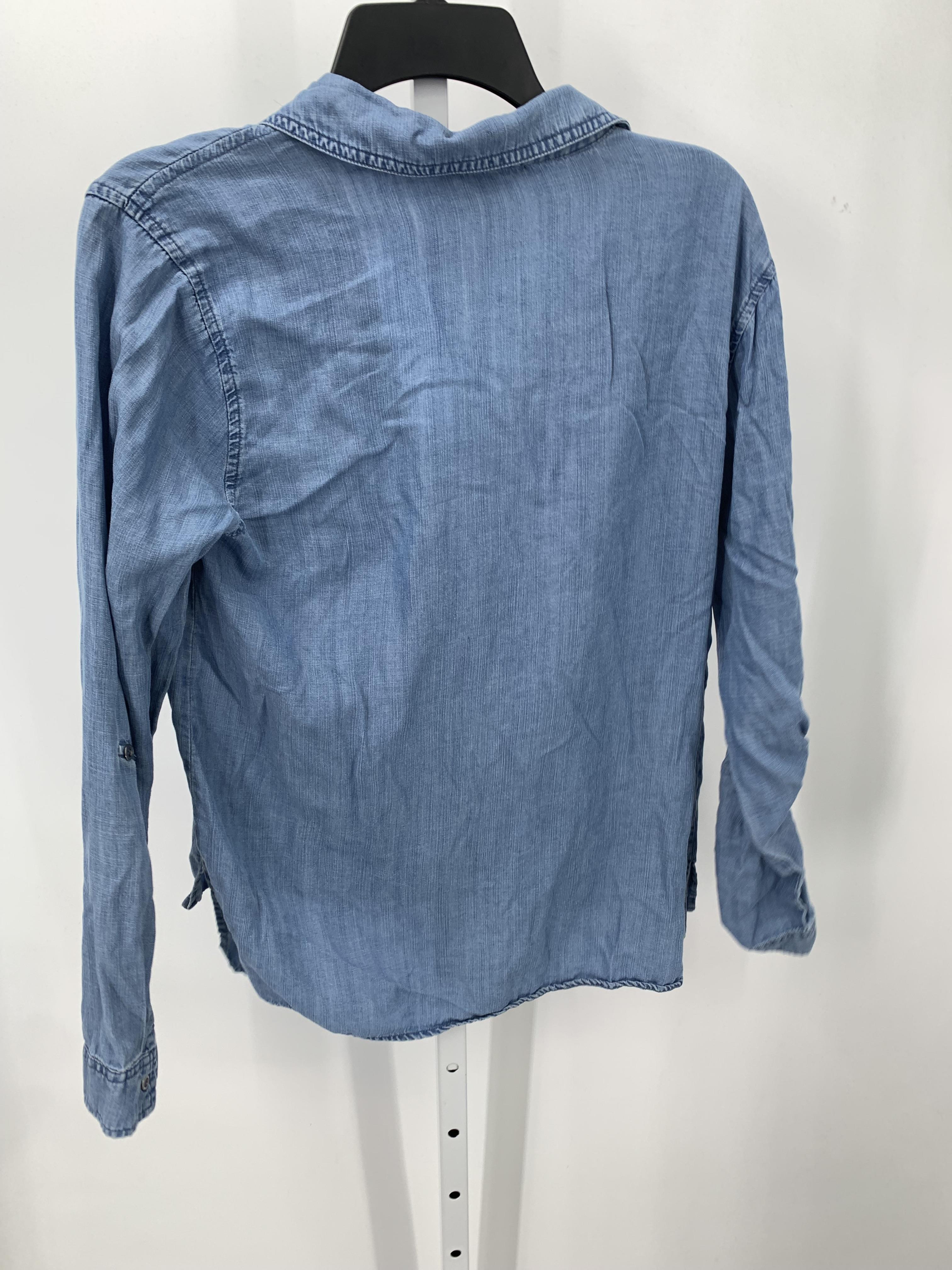Saks Fifth Avenue Size Medium Misses Long Sleeve Shirt