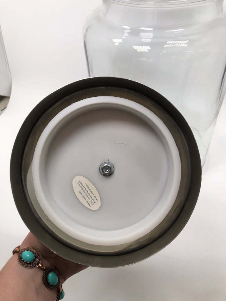 GLASS CANISTER W/METAL LID.