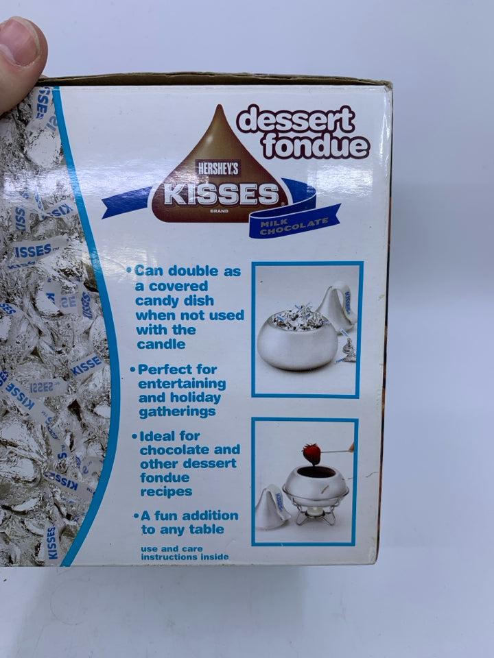 IN BOX HERSHEY KISS SHAPED CHOCOLATE FONDUE TEALIGHT.