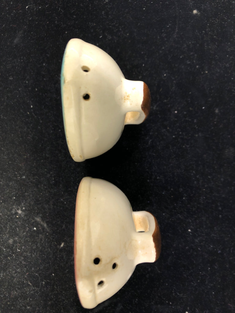 VTG IRONS SALT + PEPPER SHAKERS.