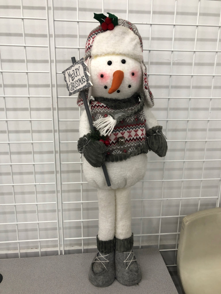 FABRIC SNOWMAN W MERRY CHRISTMAS SIGN.