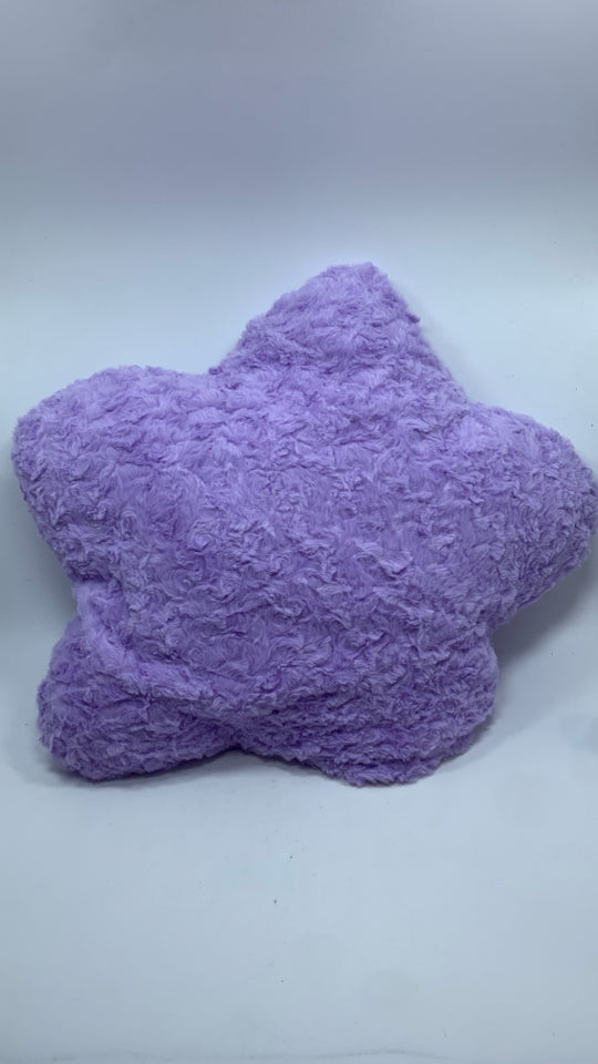 FLUFFY PURPLE STAR PILLOW.