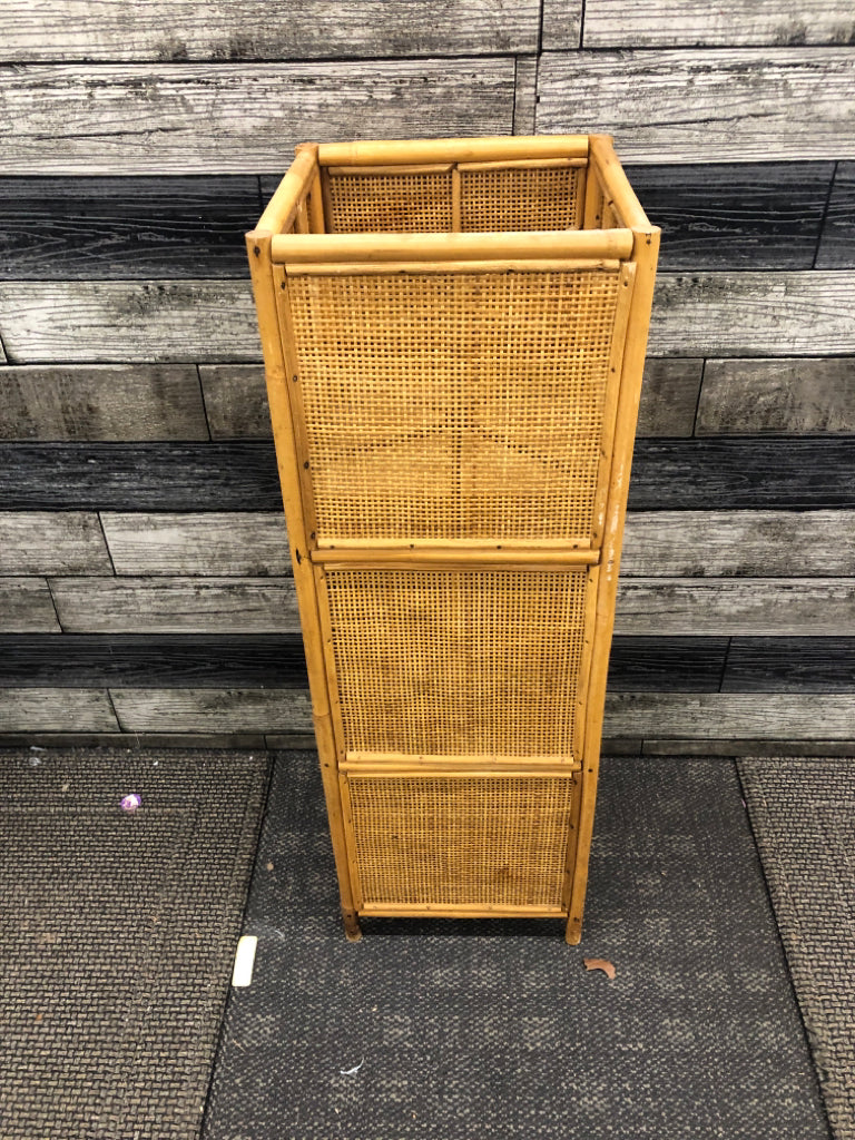 TALL SQUARE WICKER PLANT STAND.