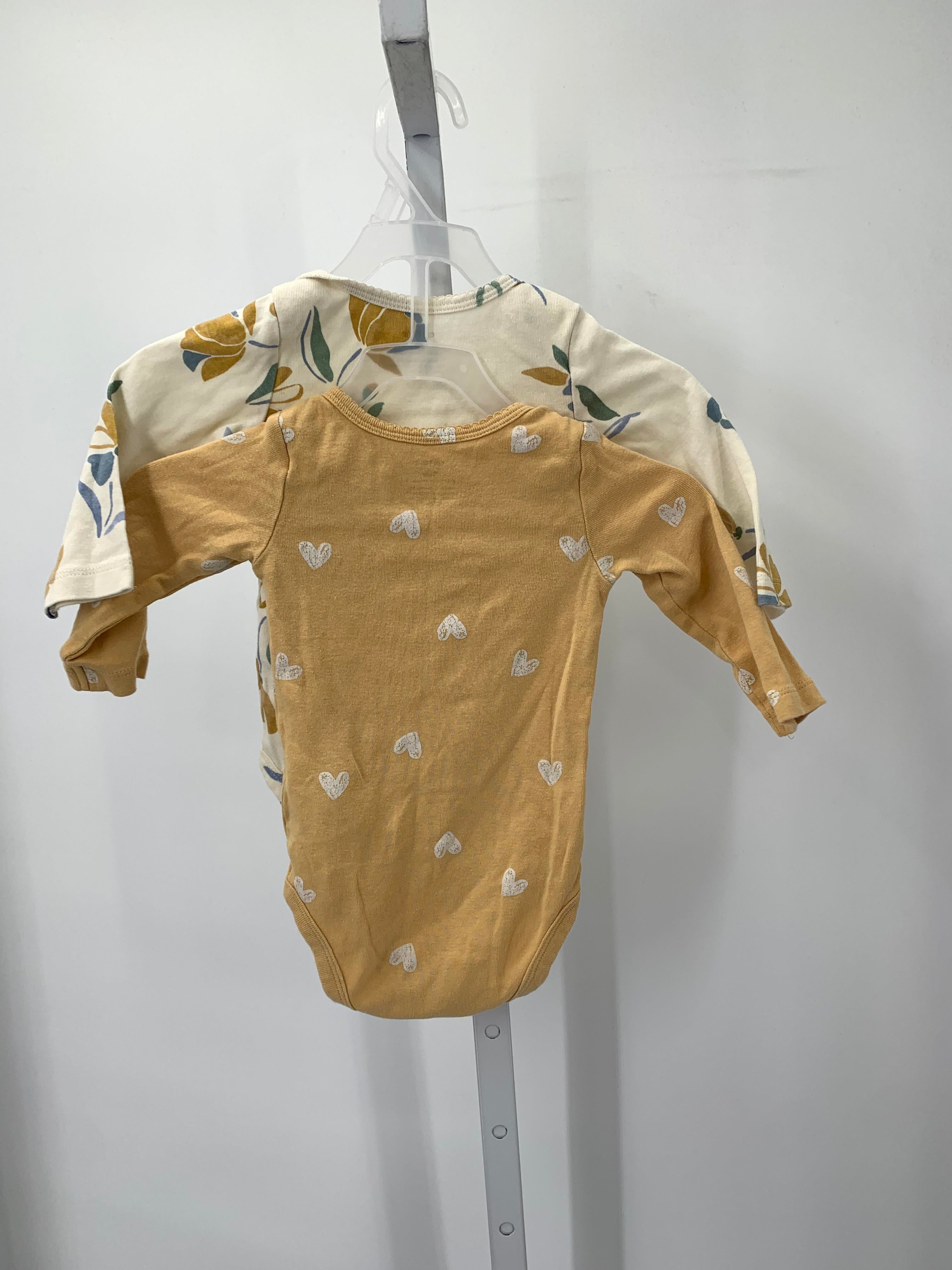 Carters Size 9 Months Girls 2 Pieces