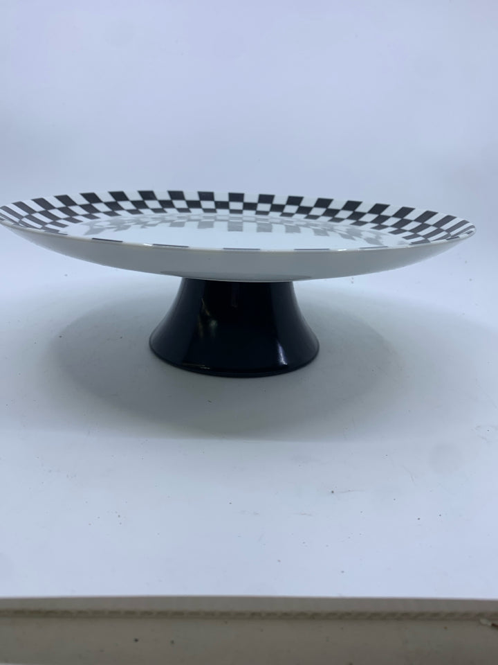 BLACK AND WHITE CHECKERED PATTERN FOOTED CAKE STAND.