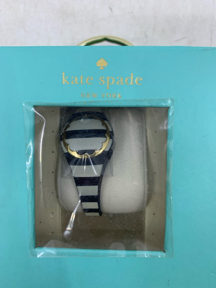Kate Spade Scallop Activity Tracker